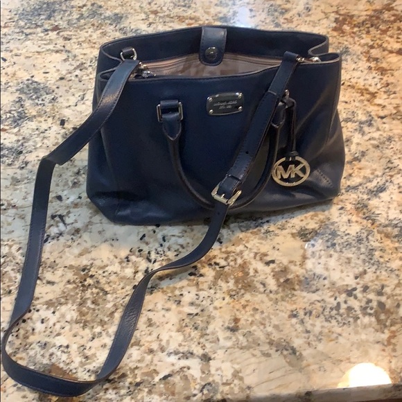 PRICE DROP! Michael Kors leather purse - Picture 7 of 8